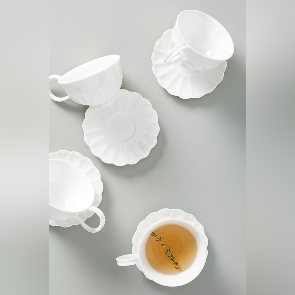 Set of 4 vintage Anthropologie Ville Fleur Cups & Saucers